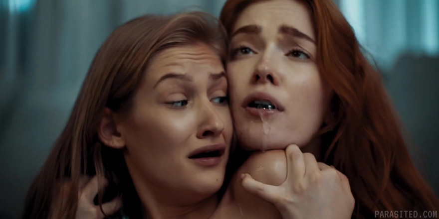 Parasited: Parazit - Jia Lissa šuká mozek ze své kamarádky hráčky Tiffany Tatum