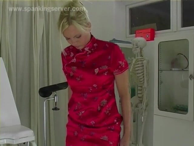 Spanking Server: Sandra buceta chicote 0609
