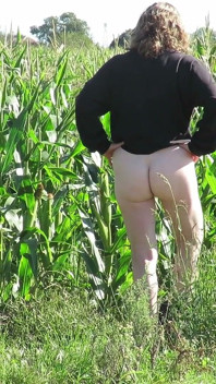 Patricia in campo di grano