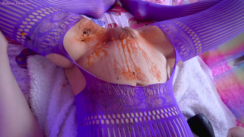 Rebecca Vanguard: Halloween gola profonda cosparso pompino