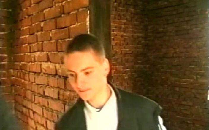 Gay RetroX VHS: Giochi corporali di ragazzi lussurio # 5