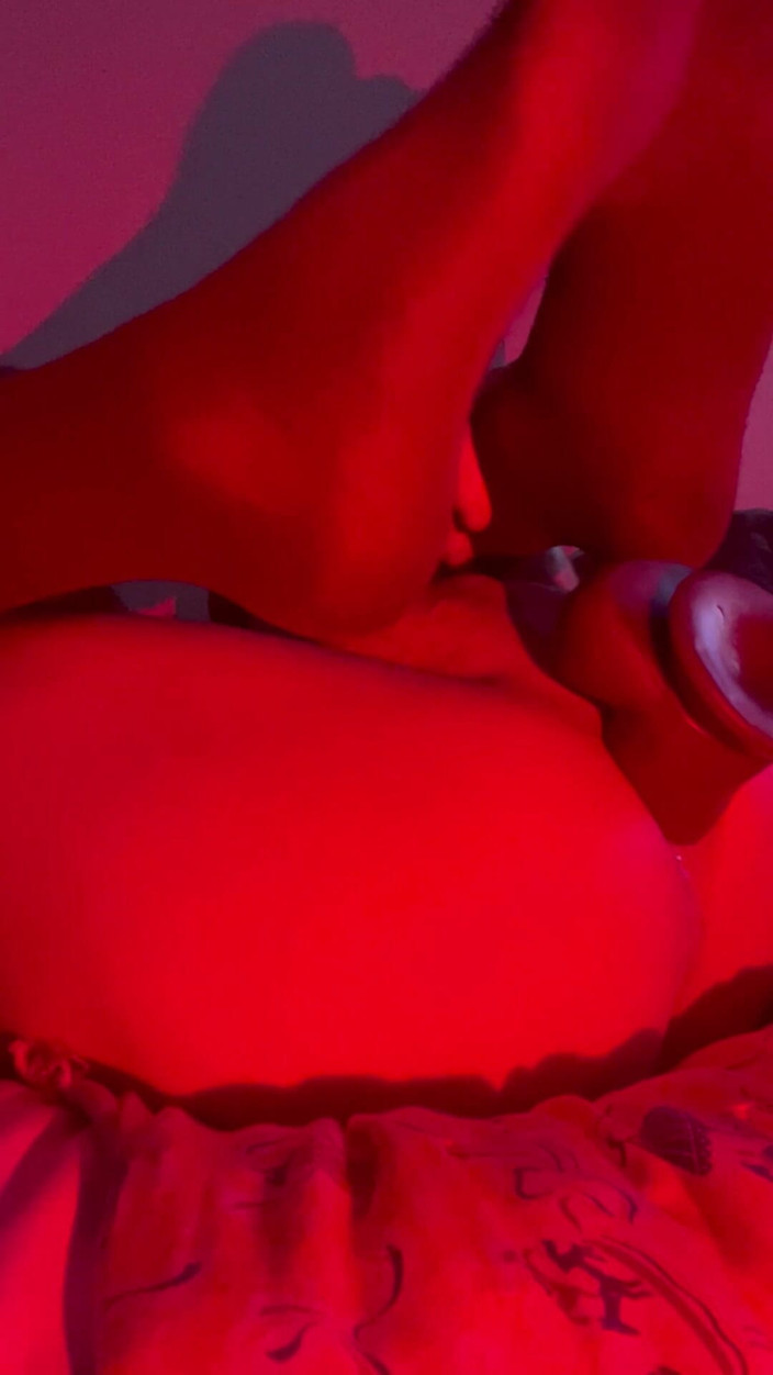 ginger_love22: Piaceri a luce rossa