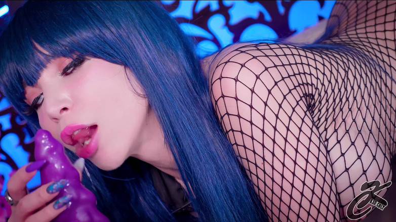 Ksu Colt: Vero orgasmo tremante con un enorme dildo hinata Uzumaki