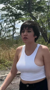 Sexy Girl Who Asks Me to Take Her Home Because the Motorcycle Is Broken, in Exchange for Helping Her She Lets Me Fuck Her.