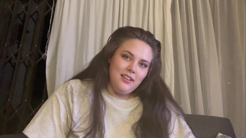 Aliceqii: BBW onanerar till skakande orgasm under semester