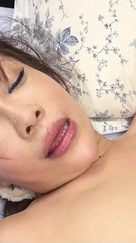 Echtes japanisches reifes paar beim unzensierten casting-creampie-fick in japan