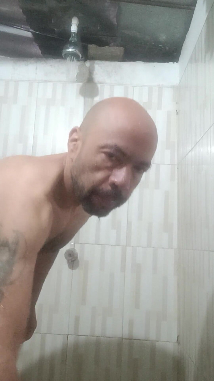 Jhonbahh: Accompagnami alla doccia