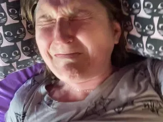 Primeiro orgasmo em semanas!