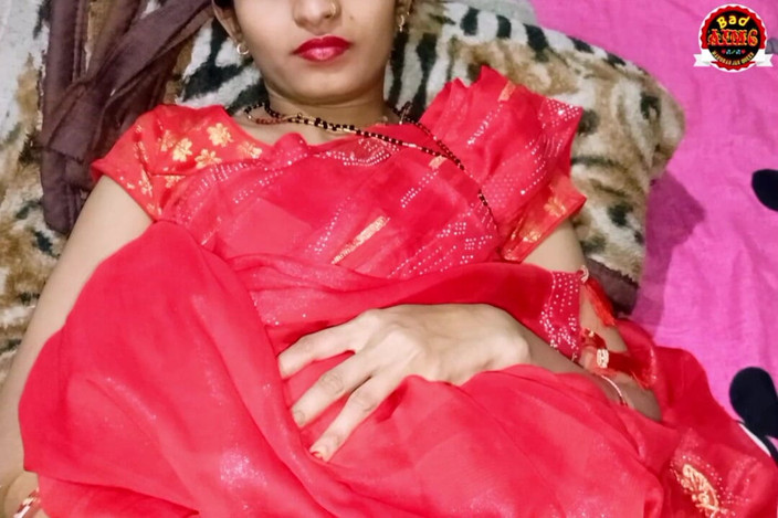 BadAim6: Heiße indische desi bhabhi vom chef des ehemanns gelassen