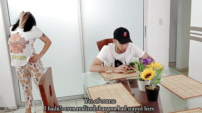 Vayolet: Cogli l'opportunità di scopare l'arrapata fidanzata del mio fratellastro essendo...