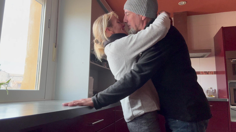 Cristina Sauvage: Isteri Di Dapur Mahu Anda Perasakan Arnabnya