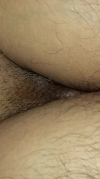 New Video 2025 Romantic Teen Girl Cums Like a Fountain
