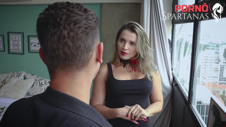 Porno Spartanas: गर्म एमआईएलए सह कलेक्टर