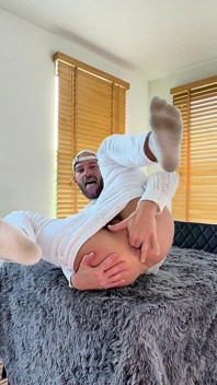 Chciwy Dno Głęboko Jebanie Z Ogromnym Dildo Popręgu
