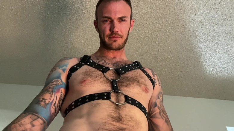 Christian Wilde: Pojďte sem a buďte tátovou roztomilou děvkou