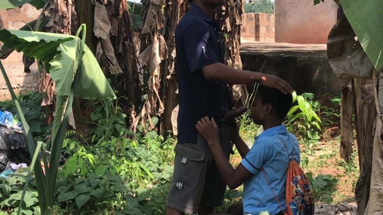 Amateur Teen Studio: Přišla jsem pozdě do třídy, pls šukej mě, místo aby mě...