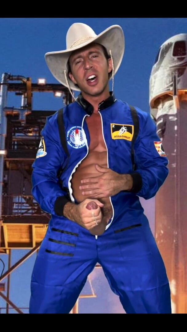 Reese Rideout: Space Suit Jack off