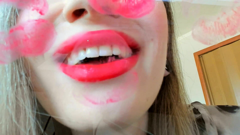 Rarible Diamond: 私の赤い唇の下でのあなた