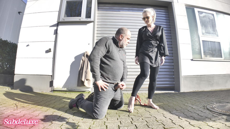 Sabdeluxe: Rencontre de pieds en plein air