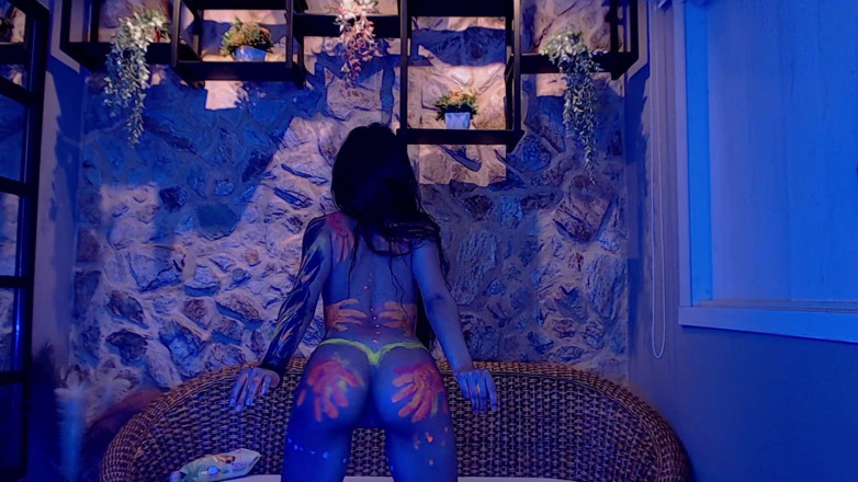 Emma Tench: Seks dansı çıplak web kamerası modeli