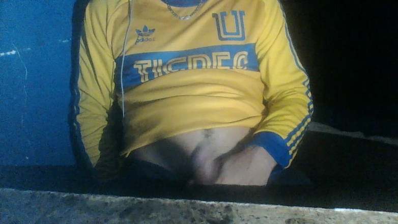 AlexAlejandro13: в кріслі