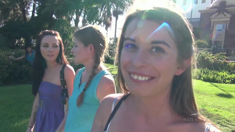 ATK Fans (Girlfriends): เดทเสมือนกับ Lara Brookes, Ashley Stone และ Bunny Freedom ตอนที่ 1