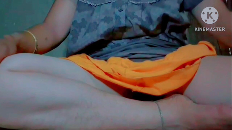 TricolorMusic3: Video MMS panas awek ini belum dikongkek lagi, masih pepek...