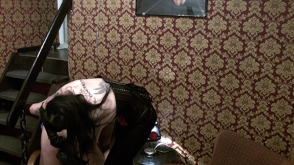 Domina Lady Vampira - SM Studio Femdom Empire: Chịch dây đeo với tình nhân với găng tay da