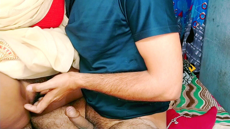 Rakul008: Hete Indische 20-jarige Desi Bhabhi geneukt door Dever