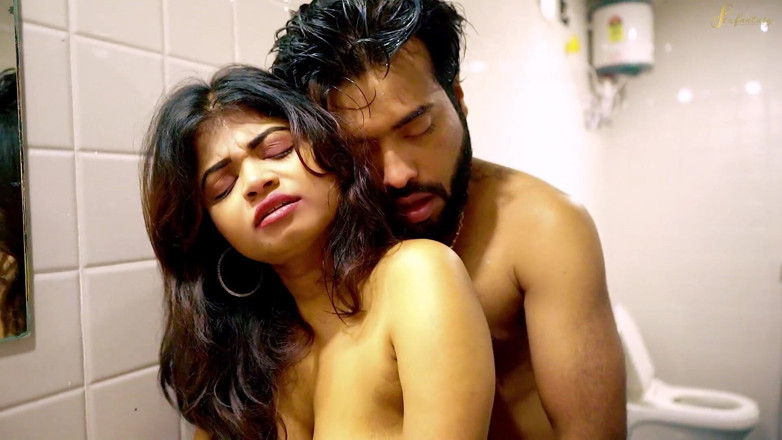 Setup movie: A Hot Nude Girl Fucked Hard in the Bathroom