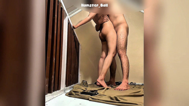 Hamster_Ball: Otrogen MILF, hon är min frus yogainstruktör hemma