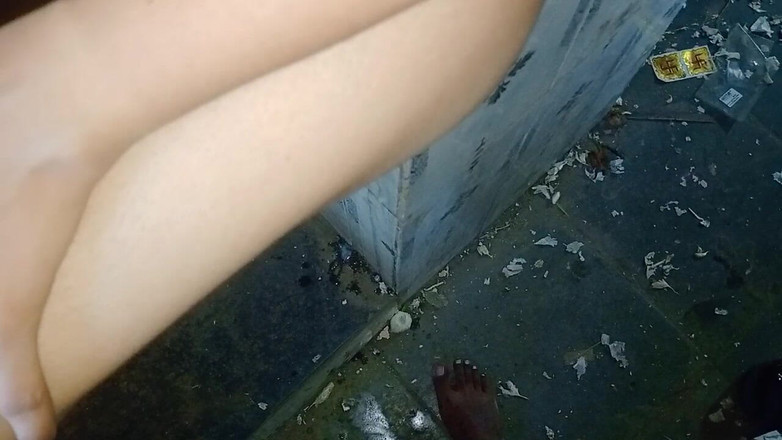 NikiRathod: 在厨房完美的性爱场所做爱 - 第3部分邻居家