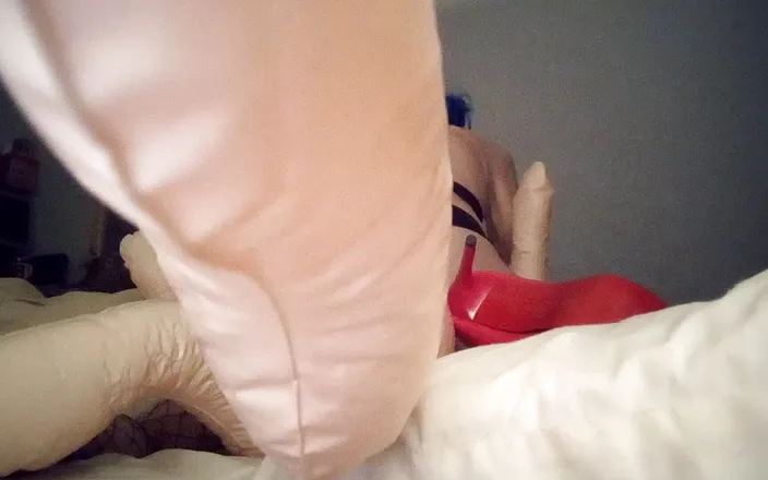 Ratapcxsumi: Crossdresser riding doll