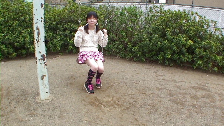 Japan Lust: Mamiko touží dostat toho ptáka do své kundičky