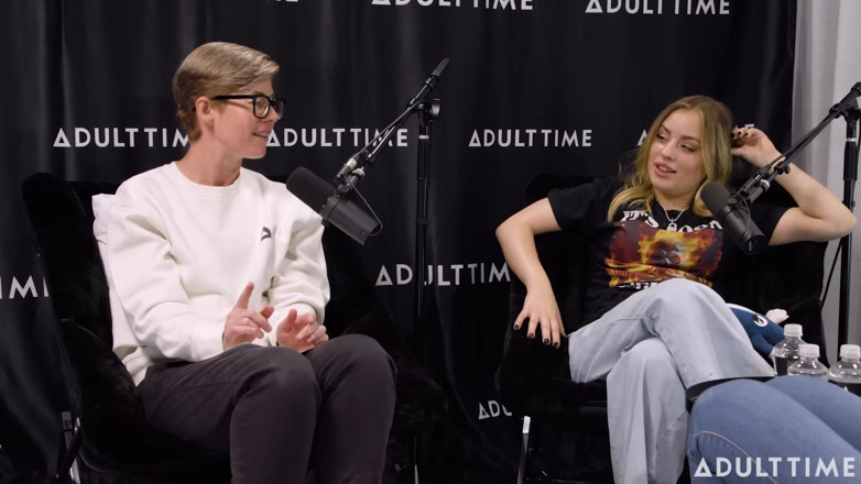 Adult Time Podcast: Gizelle Blanco &amp; Anna Claire Clouds Pheromones, Scissoring, &amp; the Bush | the...