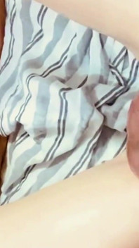 Harika bir ayakla mastürbasyon yapacağım ama ayaklarıma boşalmak zorunda mısın?
