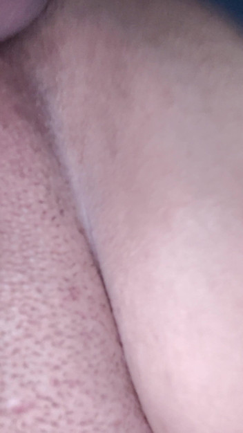 AngyAmazon: Snabbt knull i vardagsrummet i min styvmors hus