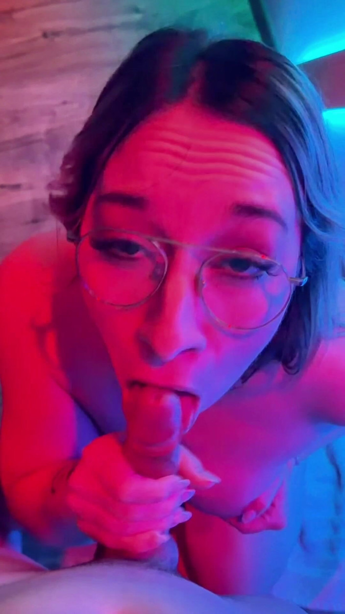 GIULIANA_OFFICIEL: Mi Becca Un Fan in Un Club BDSM a Caen