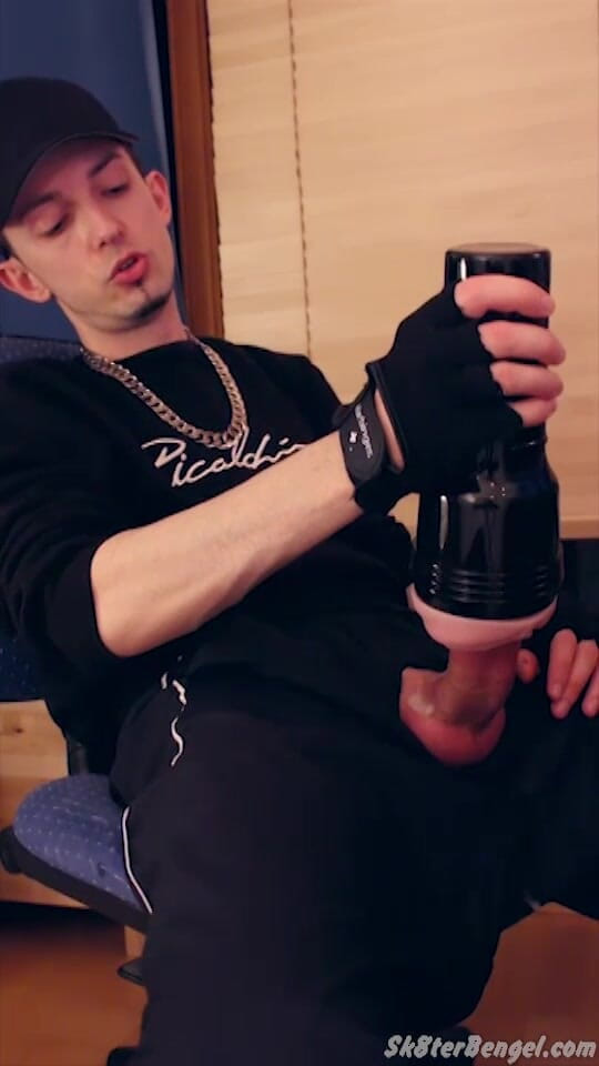Sk8terBengel: Proll Fleshlight Fut și Fum