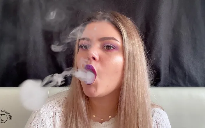 Your fantasy studio: Smoking Fetish with Nice Makeup and Smoke Rings