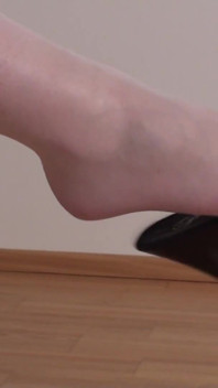 Jessica Dangling