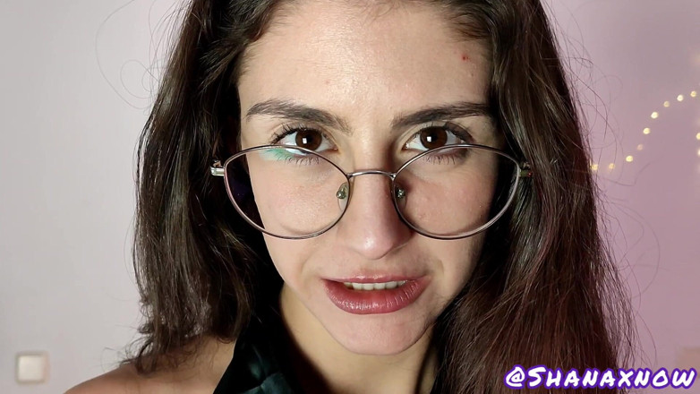 Shanaxnow: Slave Tax Worship Ass Close-ups
