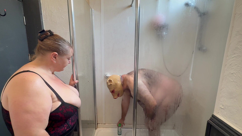 Aaexperiencesltd: Domina Satana and Satana's Piggy in the Shower.