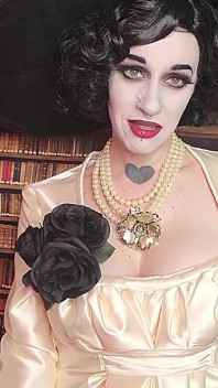 Lady Dimitrescu World Wide JOI