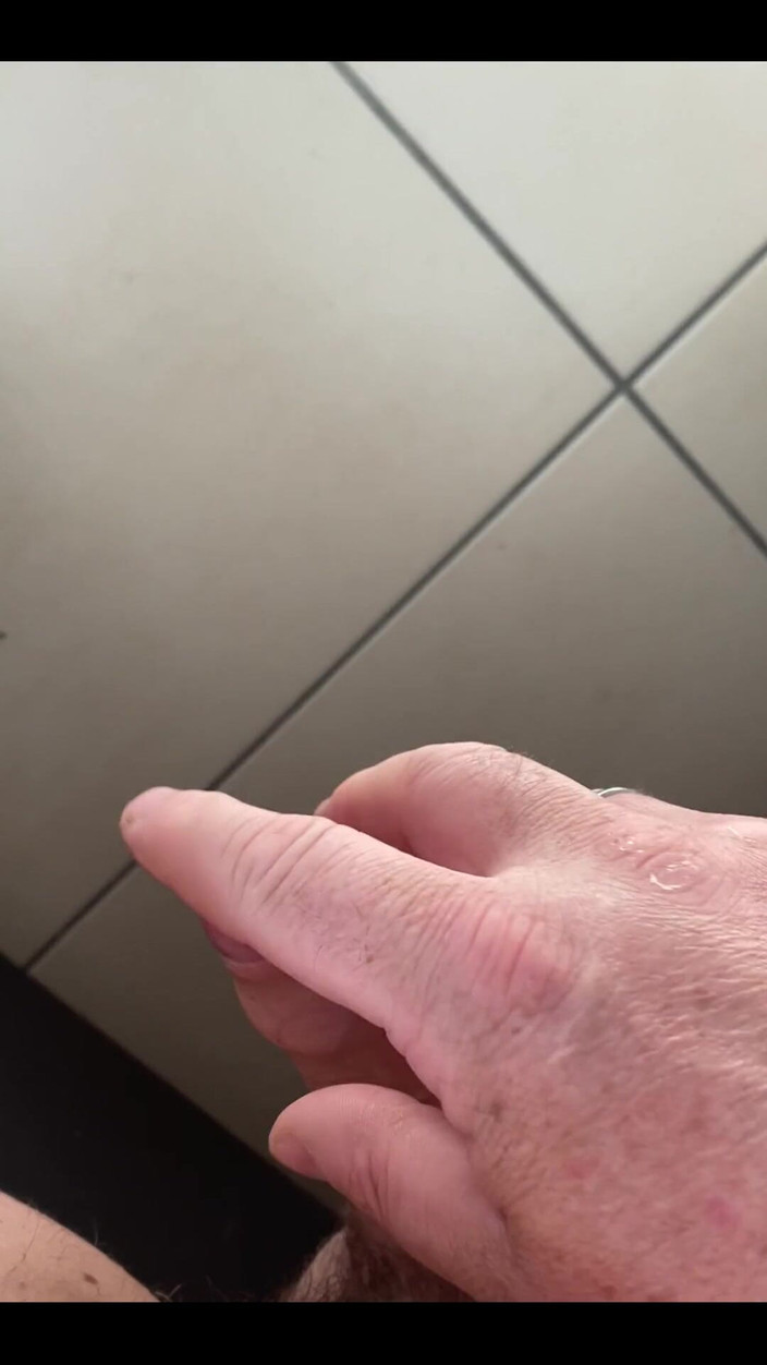 Hacou69: Ranní masturbace