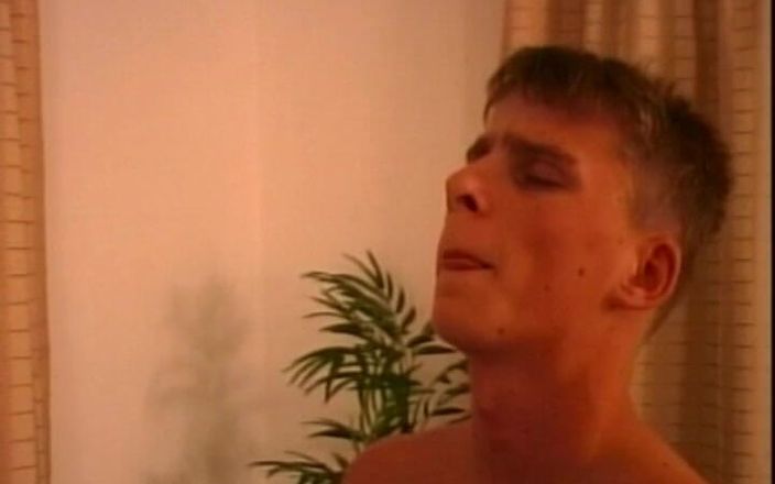 Gay 90's Vintage Porn: Odvážní muži v rytmickém toku 4