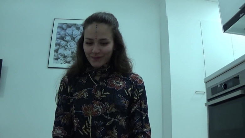 Amateur Homemade Porn: Турецький домашній секс зі збудженою зведеною сестрою