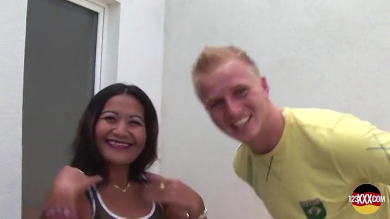 123XXX - 100% Amateurs: Asian Slut Destroyed by White German Cock