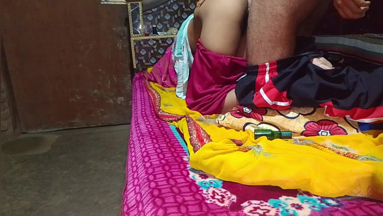 Priya_Sena_26: Bhabhi Ki Baid Par Thook Lagake Gaand Mari