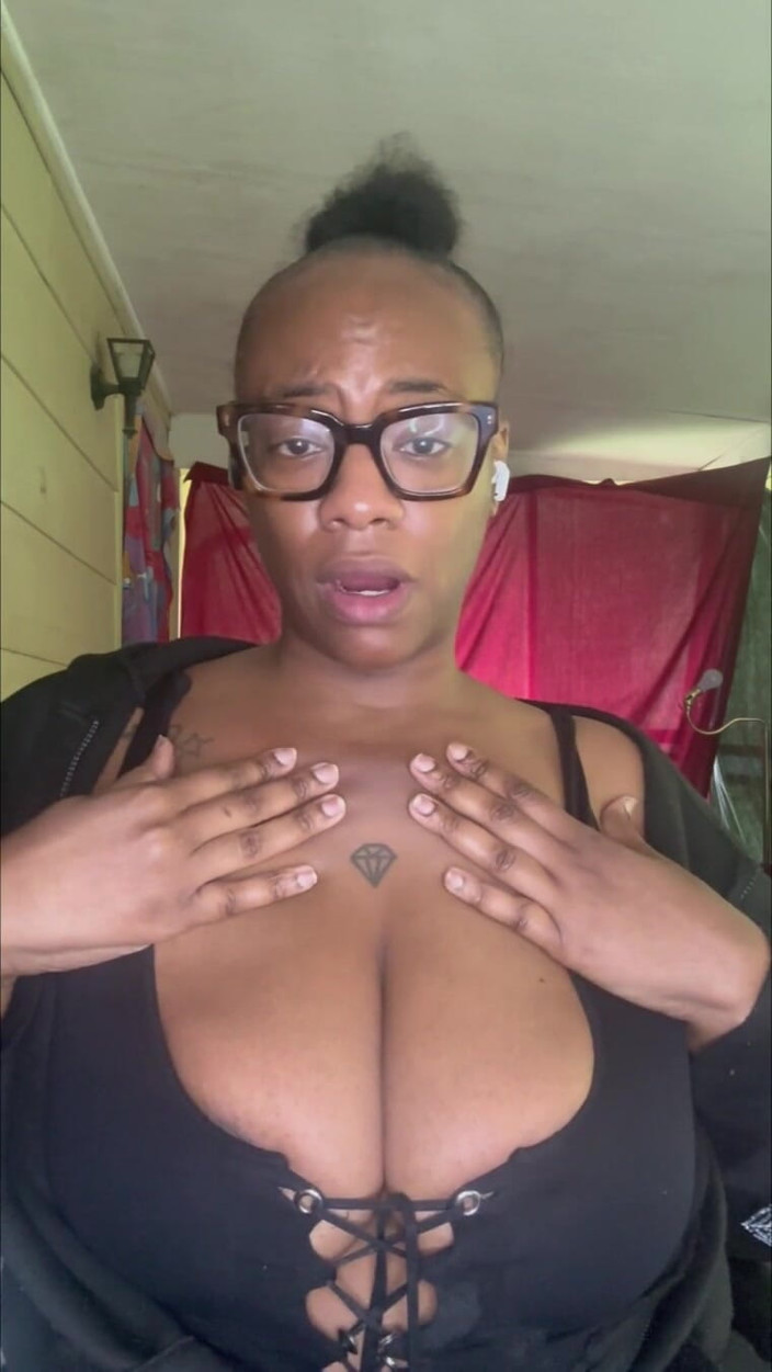 Harley Harper: Ft Baby? La tua fidanzata non lo saprà mai